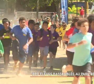 800 élèves rassemblés au parc des Grandes Fougères ©Caledonia