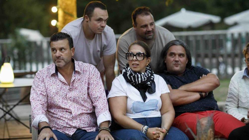 L'AMOUR EST DANS LE PRÉ